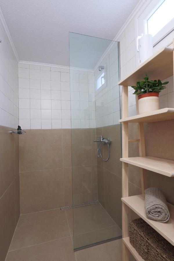 Garden House Retreat Apartment Драма Екстериор снимка
